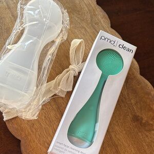 PMD Clean Facial Cleansing Device in Teal Green